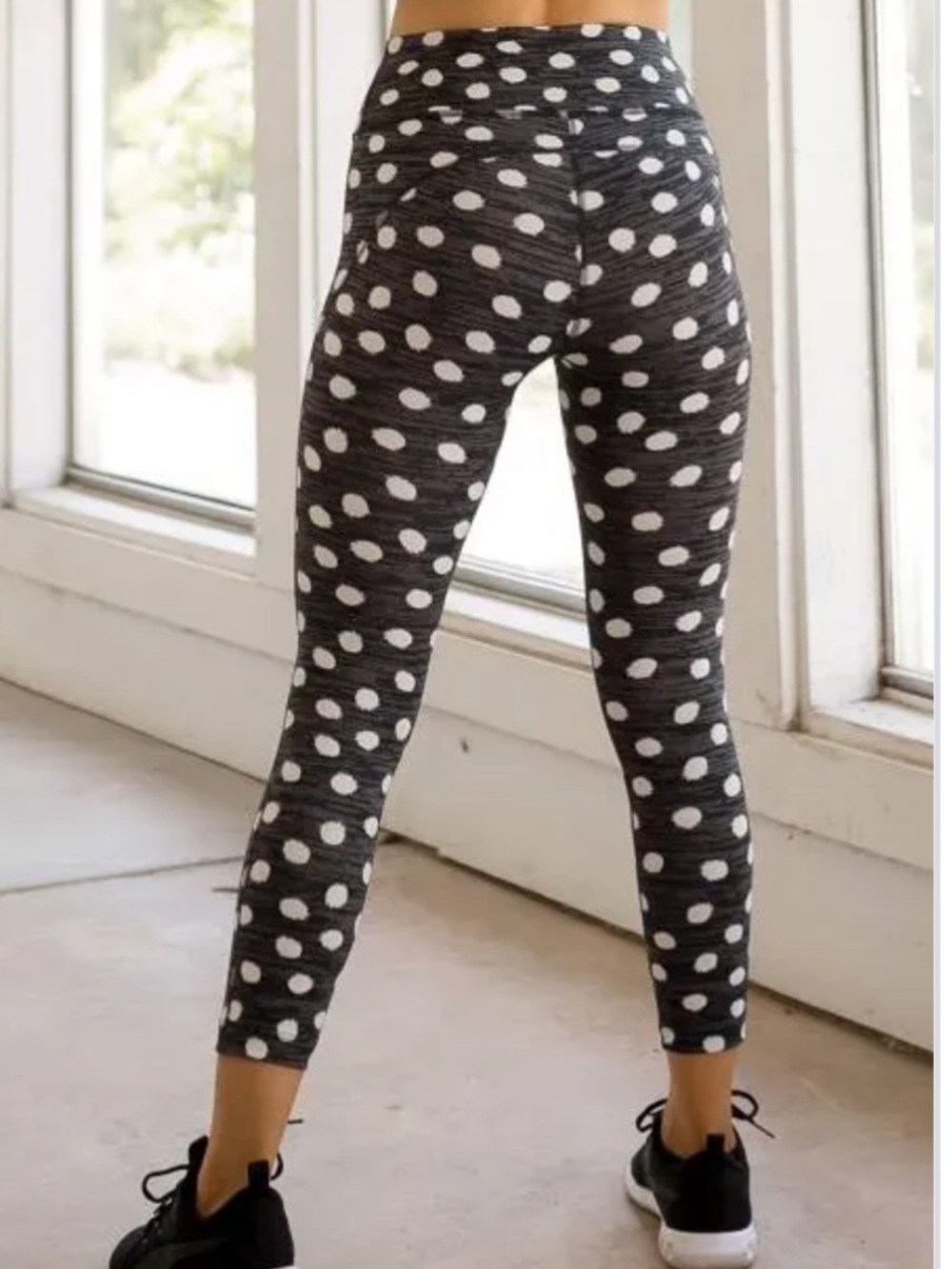 Outdoor Voices Womens Black White Polka Dot TECHSWEAT 7/8 Flex Leggings Size Sma
